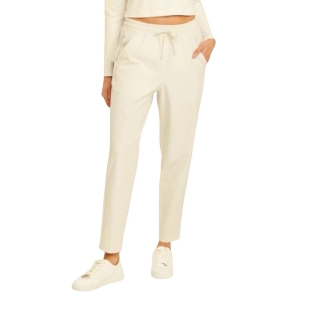 All in Motion NWT Sz Small Cream Drawstring Hi rise Tapered Track Pants